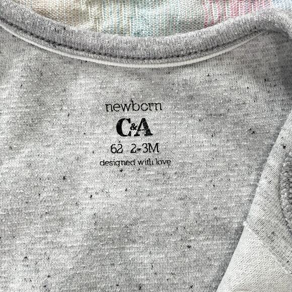 Polar Bear Gray Bodysuit  2-3 Months Boys & Girls - Picture 5 of 10